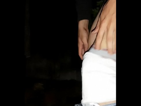 ❤️ O meu veciño saltou ao meu muro de corentena ️ Vídeo porno en nós ❤