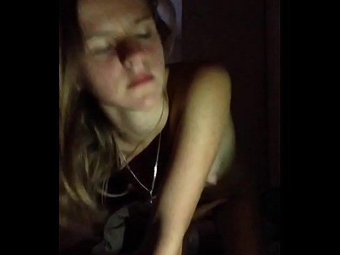 ❤️ Unha rapaza masturbanse e corre ️ Vídeo porno en nós ❤